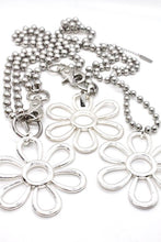 Load image into Gallery viewer, Summer Daisy Pendant Convertible Silver Chain Necklace