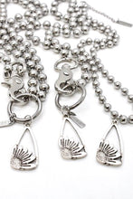 Load image into Gallery viewer, Daisy Cutout Pendant Convertible Silver Chain Necklace