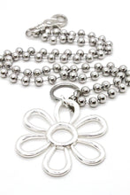 Load image into Gallery viewer, Summer Daisy Pendant Convertible Silver Chain Necklace