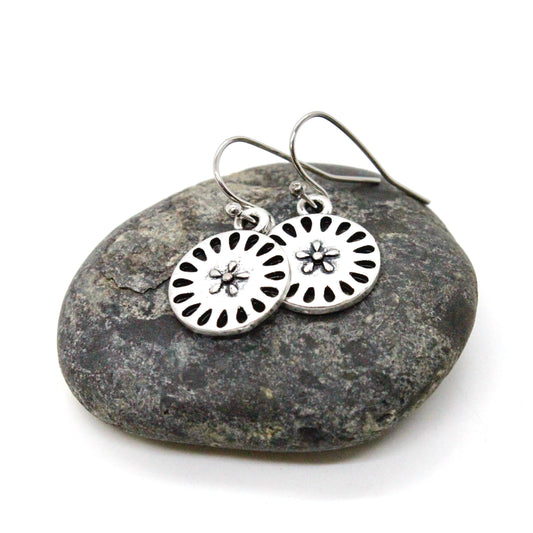 Mini Flower Small Earrings - E9-009