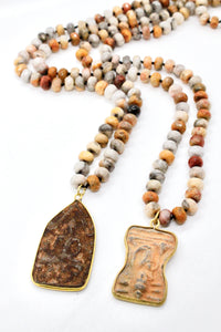 Crazy Lace Agate Gold Buddha Necklace -Buddha Collection-