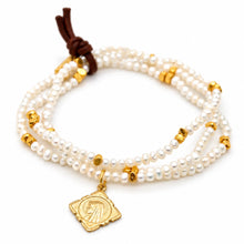 Load image into Gallery viewer, Mini Freshwater Pearl Cluster Stretch French Religious Medal Bracelet - FMB07
