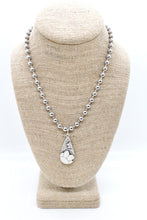 Load image into Gallery viewer, Flower Cutout Pendant Convertible Silver Chain Necklace
