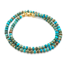 Load image into Gallery viewer, Turquoise and Gold Short Beaded Necklace
