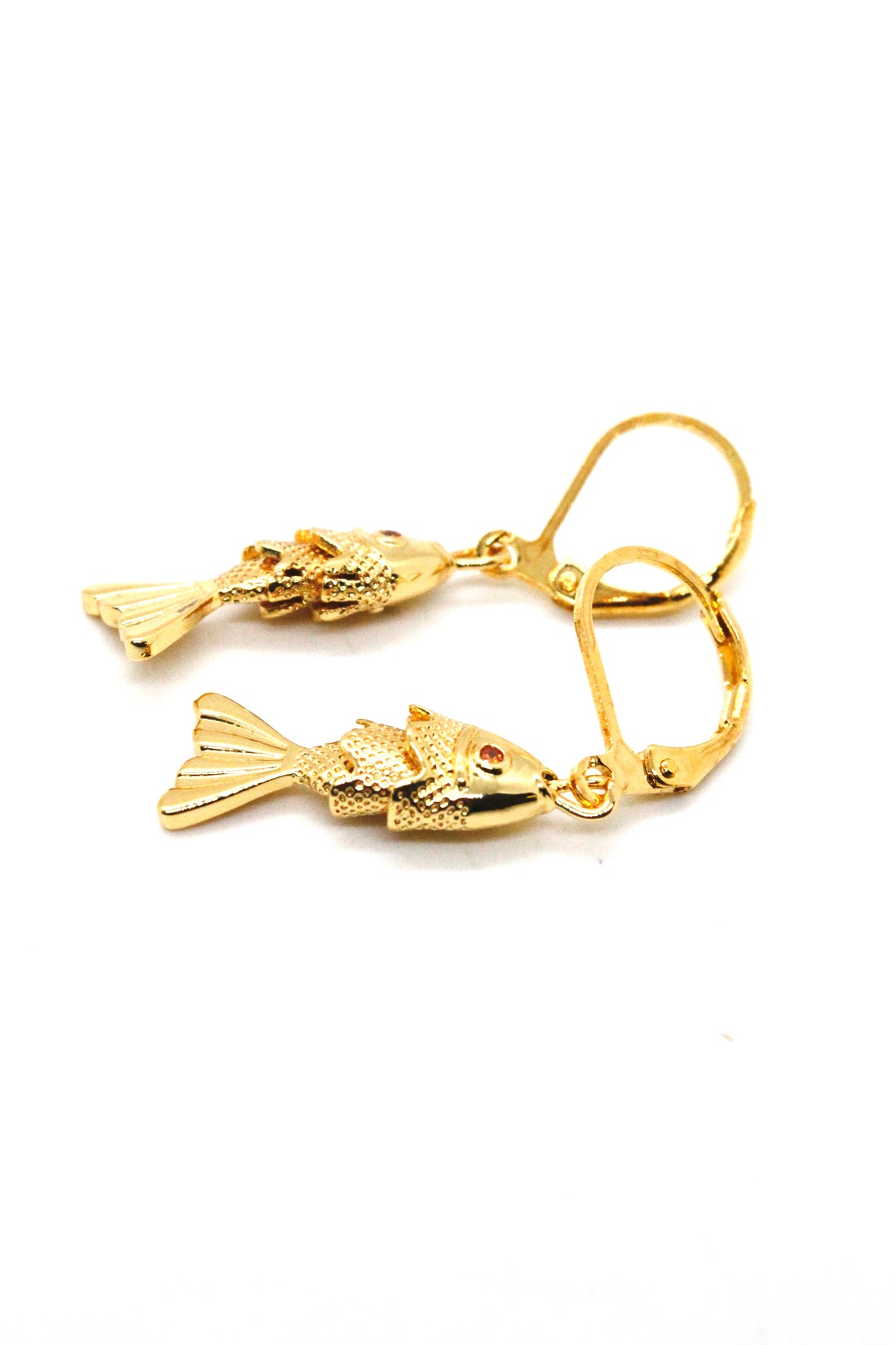Small Articulated Gold Fish Earrings - E4-267s