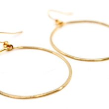 Load image into Gallery viewer, Simple Large Gold Hoop Earrings - E1-004
