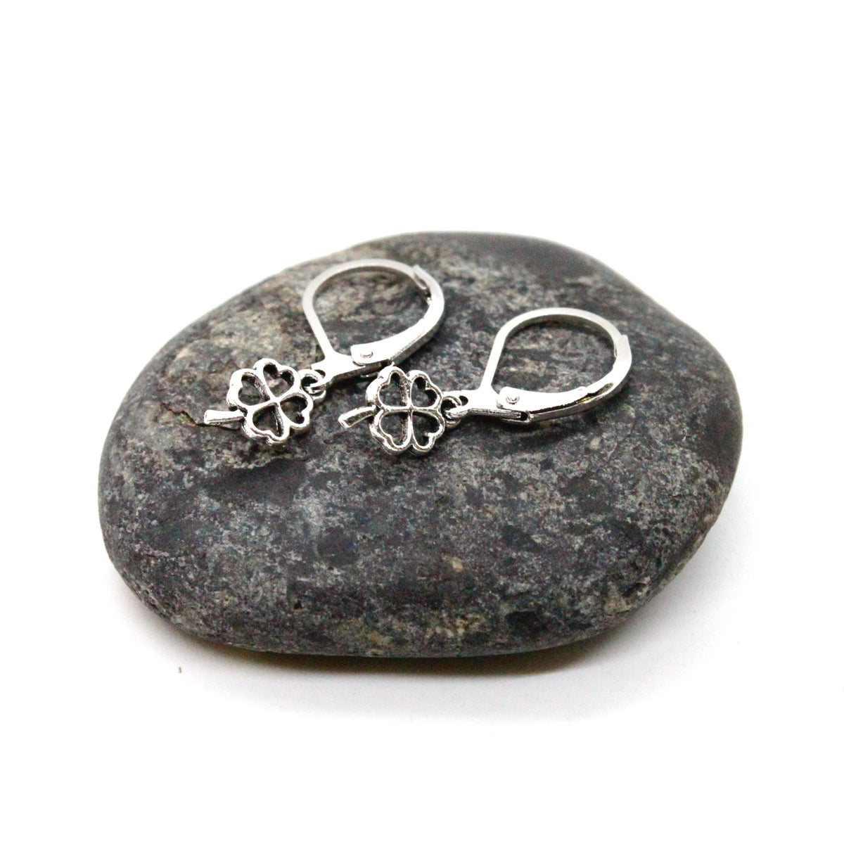 Mini Shamrock Small Earrings - E9-028