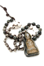Load image into Gallery viewer, Buddha Necklace 85 - Crochet Necklace / Bracelet Buddha - One of a Kind -
