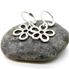 Load image into Gallery viewer, Silver Flower Daisy Small Earrings
