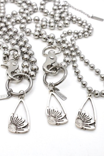 Daisy Cutout Pendant Convertible Silver Chain Necklace