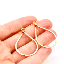 Load image into Gallery viewer, Simple Small Gold Drop Earrings - E1-006

