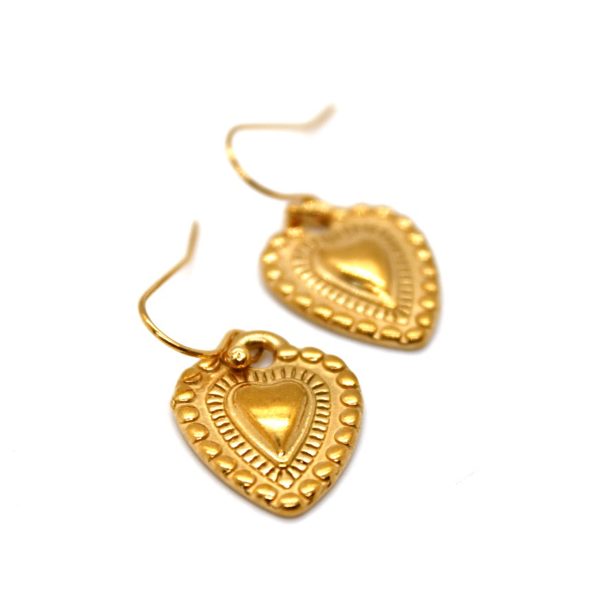 Detailed Gold Heart Earrings - E9-112