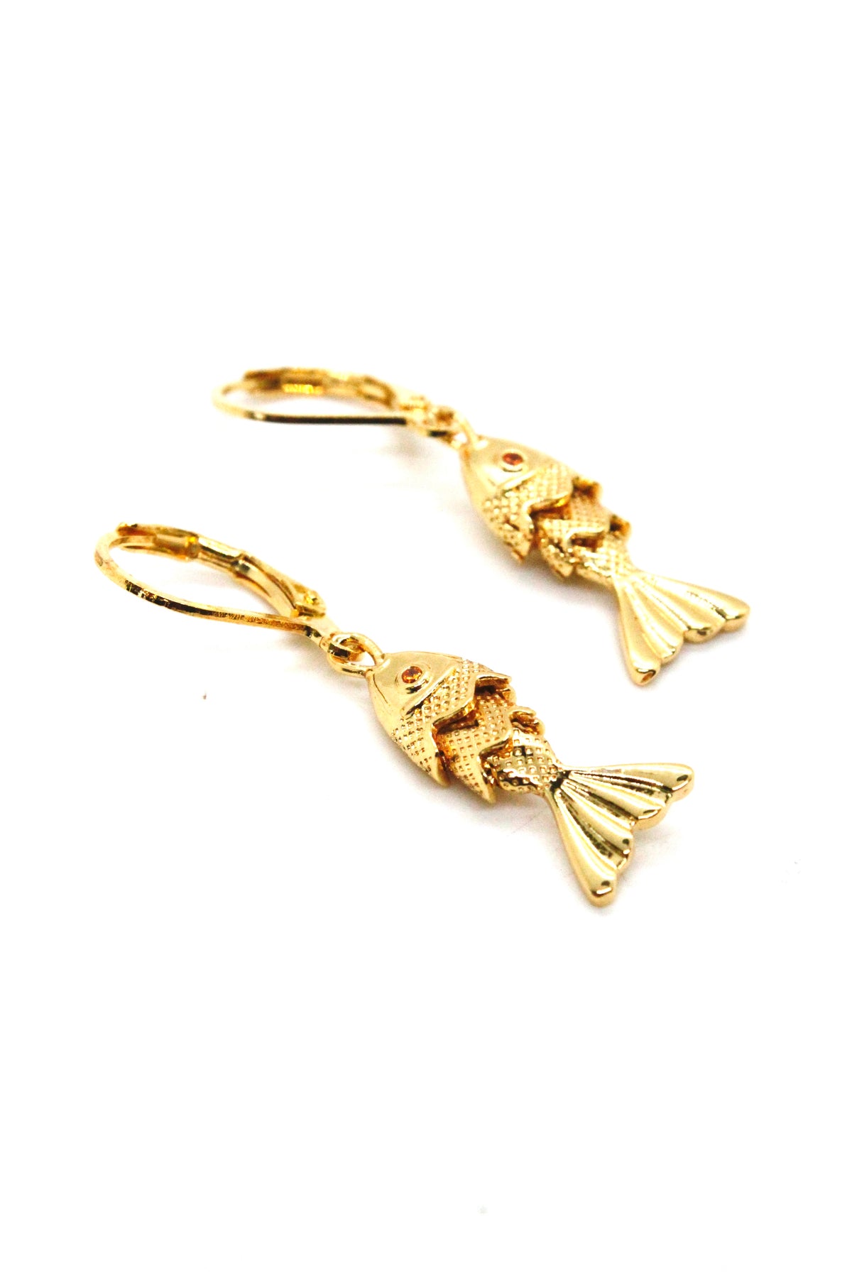 Small Articulated Gold Fish Earrings - E4-267s