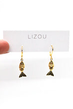Load image into Gallery viewer, Small Articulated Gold Fish Earrings - E4-267s
