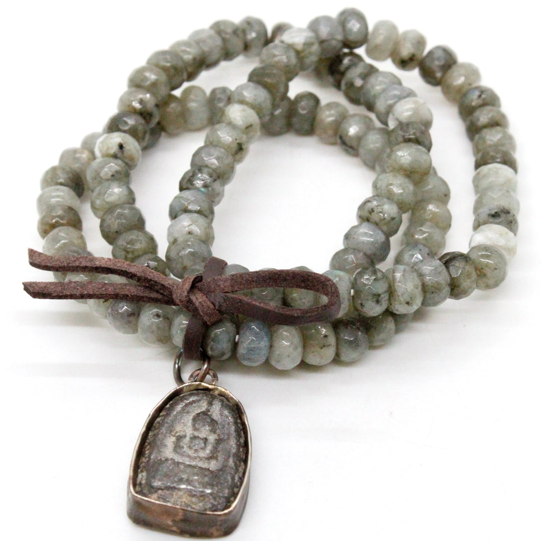 Three Strand Labradorite Buddha Bracelet -Buddha Collection-