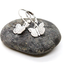 Load image into Gallery viewer, Butterfly 3D Small Earrings
