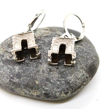 Load image into Gallery viewer, Arc de Triomphe Paris Small Earrings
