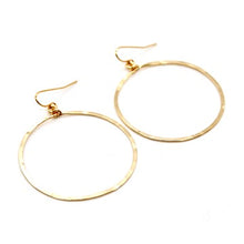 Load image into Gallery viewer, Simple Large Gold Hoop Earrings - E1-004
