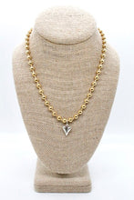 Load image into Gallery viewer, Mini Heart Charm Gold Chain Necklace
