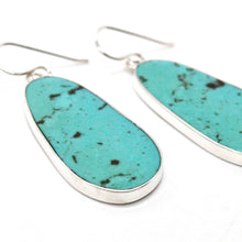 Load image into Gallery viewer, American Indian Turquoise Navajo Earrings
