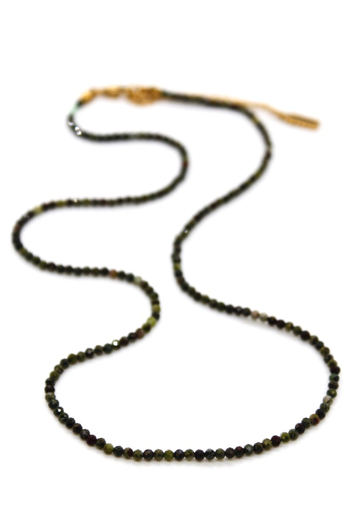 Short Mini Blood Dragon Stone Stone Necklace - N9-200BD