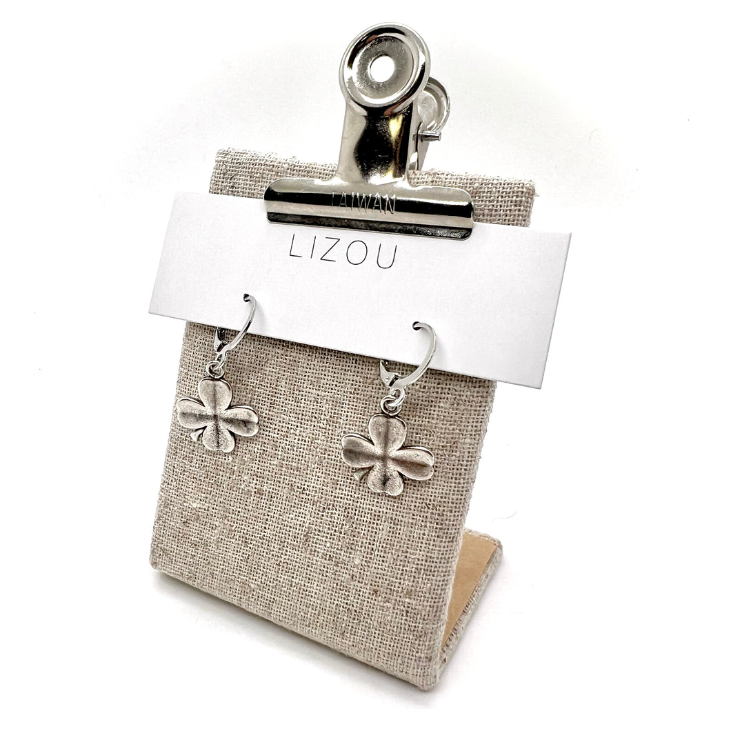Lucky Shamrock Small Earrings - E9-008