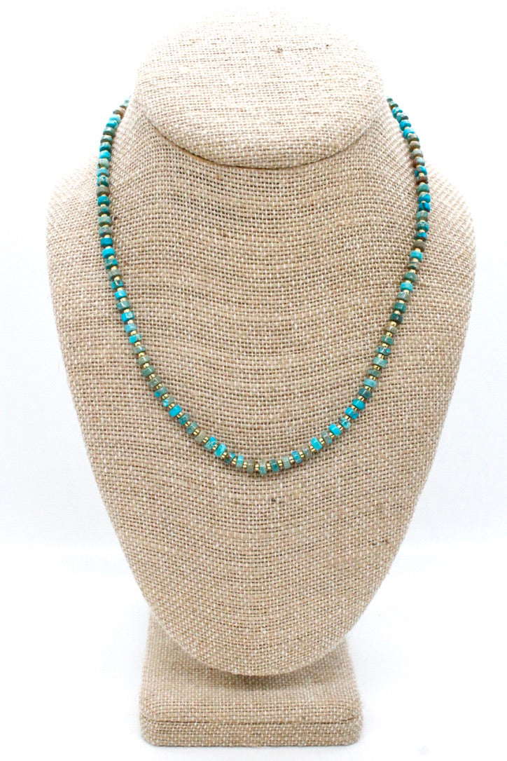 Turquoise and Gold Short Beaded Necklace