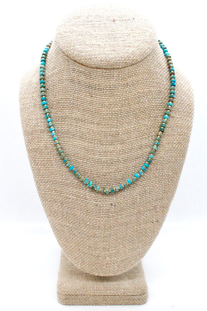 Turquoise and Gold Short Beaded Necklace