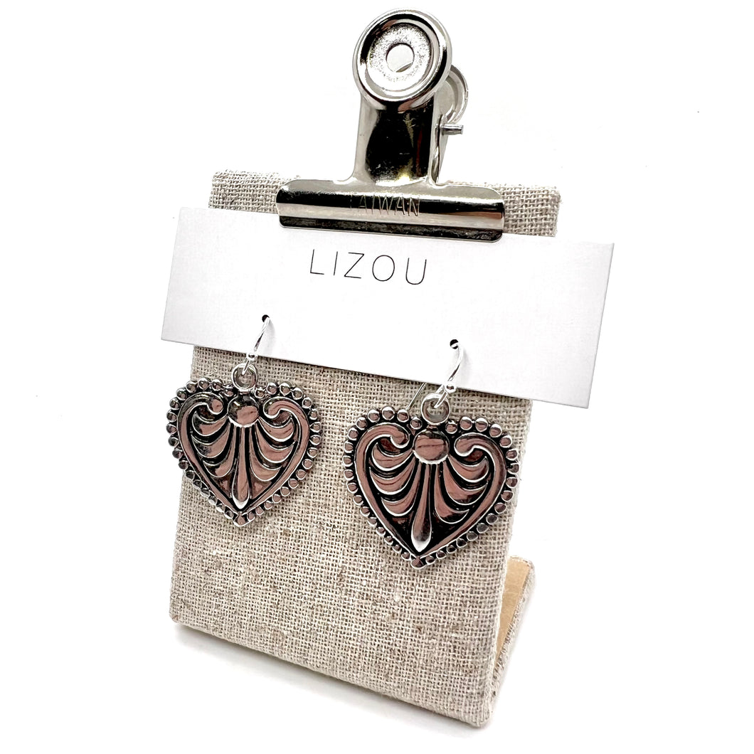 Fleur de Lys Heart Small Earrings - E9-056