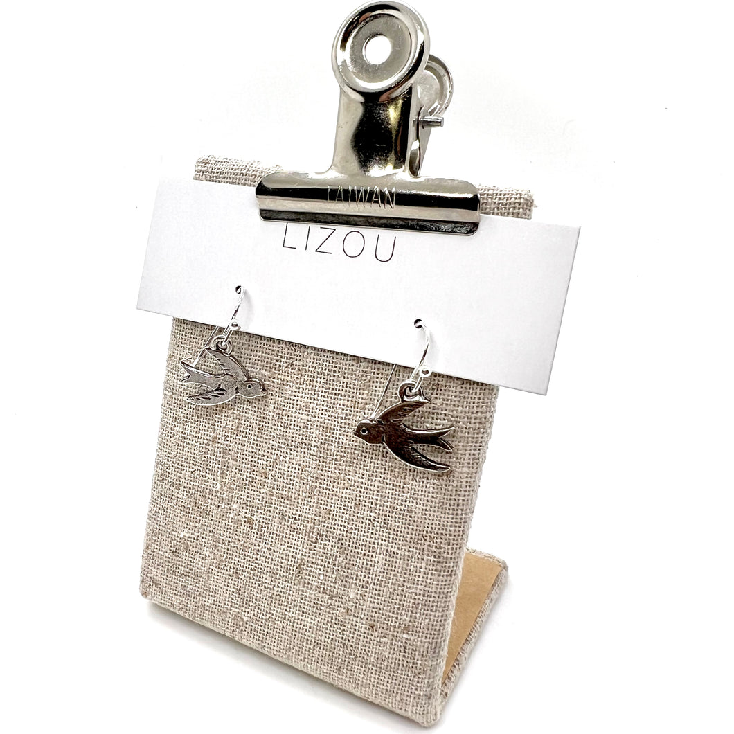 Flying Bird Small Earrings - E9-047