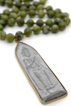 Load image into Gallery viewer, Buddha Necklace 48 - Green Agate
