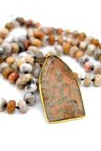 Load image into Gallery viewer, Buddha Necklace 49 - Crazy Agate
