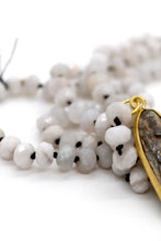 Load image into Gallery viewer, Buddha Necklace 50 - White Lace Agate
