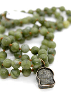 Load image into Gallery viewer, Buddha Necklace 53 - Green Agate
