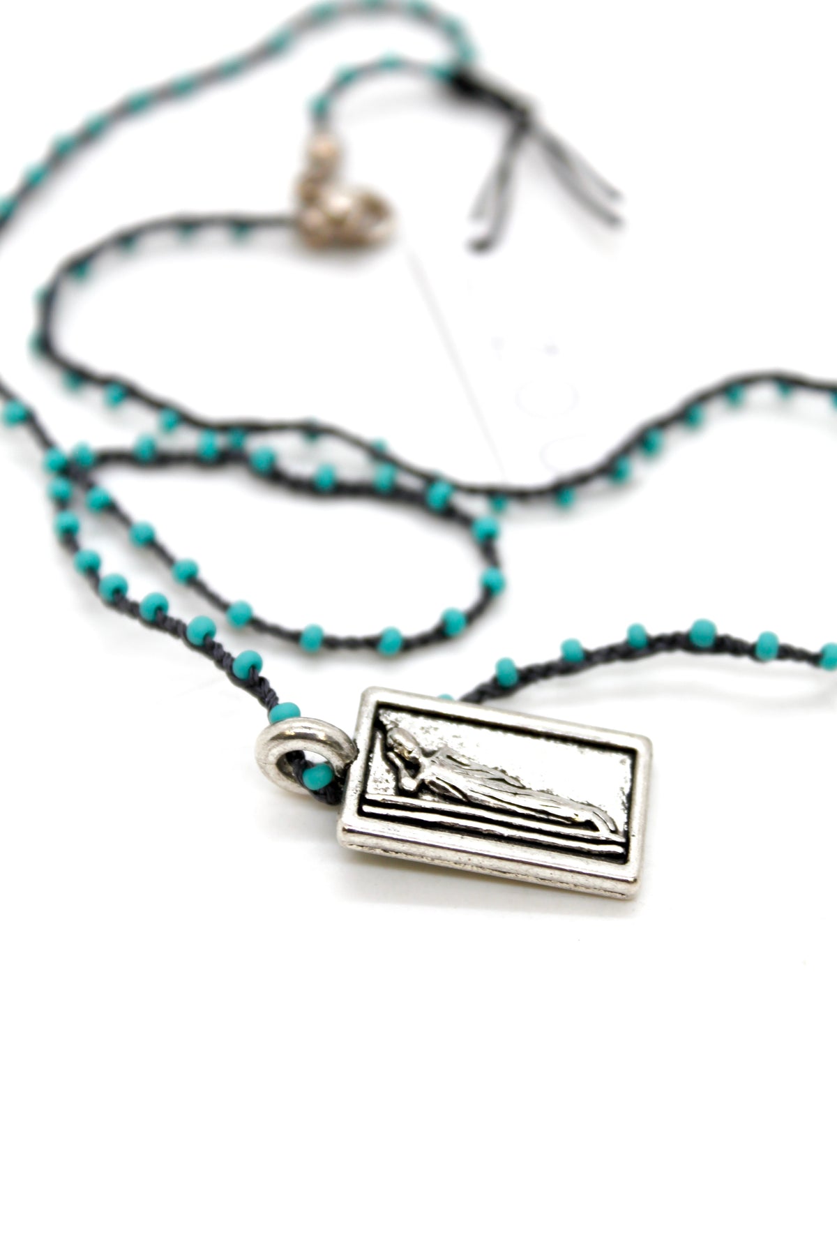 Buddha Necklace 75 - Crochet Style