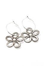 Load image into Gallery viewer, Silver Daisy Flower Hoop Earrings - E120
