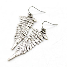 Load image into Gallery viewer, Fern Leaf Earrings - E9-21166
