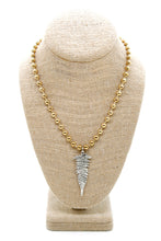 Load image into Gallery viewer, Fern Leaf Charm Convertible Gold Chain Necklace
