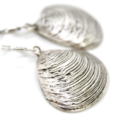 Luxury Seashell Charm Earrings - E9-25378