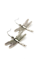 Load image into Gallery viewer, Small Dragonfly Charm Convertible Silver Chain Necklace
