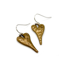 Load image into Gallery viewer, Brass Elongated Heart Charm Earrings - E9-27608
