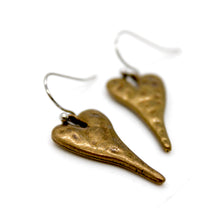Load image into Gallery viewer, Brass Elongated Heart Charm Earrings - E9-27608
