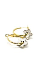 Load image into Gallery viewer, Flower Gold Hoop Earrings - E9-116G
