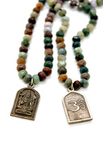 Load image into Gallery viewer, Buddha Necklace 142 - Indian Agate Faceted Short Stone Necklace
