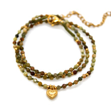 Load image into Gallery viewer, Green Garnet Mini Heart Short Necklace - N2-2762E
