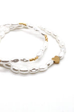 Load image into Gallery viewer, Pearl Gold Heart Mix Stretch Bracelet -Seeds Collection- B8-010
