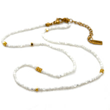 Load image into Gallery viewer, Pearl Oyster Stone and Gold Luxury Short Necklace - NC-611
