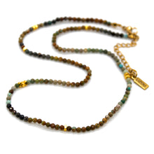 Load image into Gallery viewer, Gradient Hubei Turquoise Stone and Gold Luxury Short Necklace - NC-648
