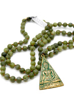Load image into Gallery viewer, Buddha Necklace 2 - Green Agate

