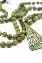 Load image into Gallery viewer, Buddha Necklace 2 - Green Agate
